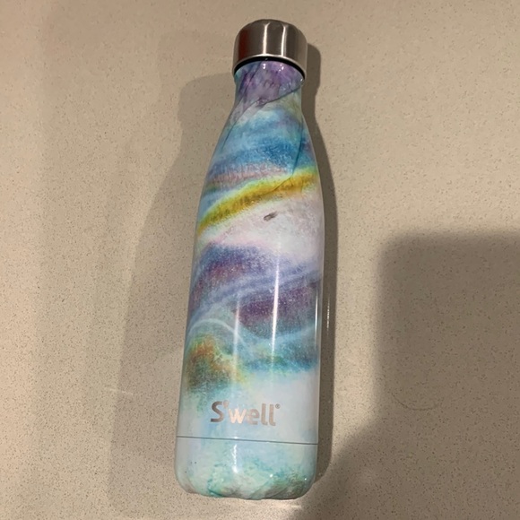 S'well Other - Swell 17 oz water bottle